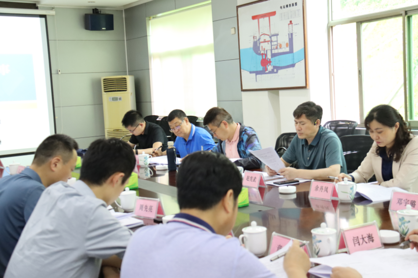 乐动·官方站官网-乐动(中国)集团外部董事赴水电乐动·官方站官网-乐动(中国)
现场调研