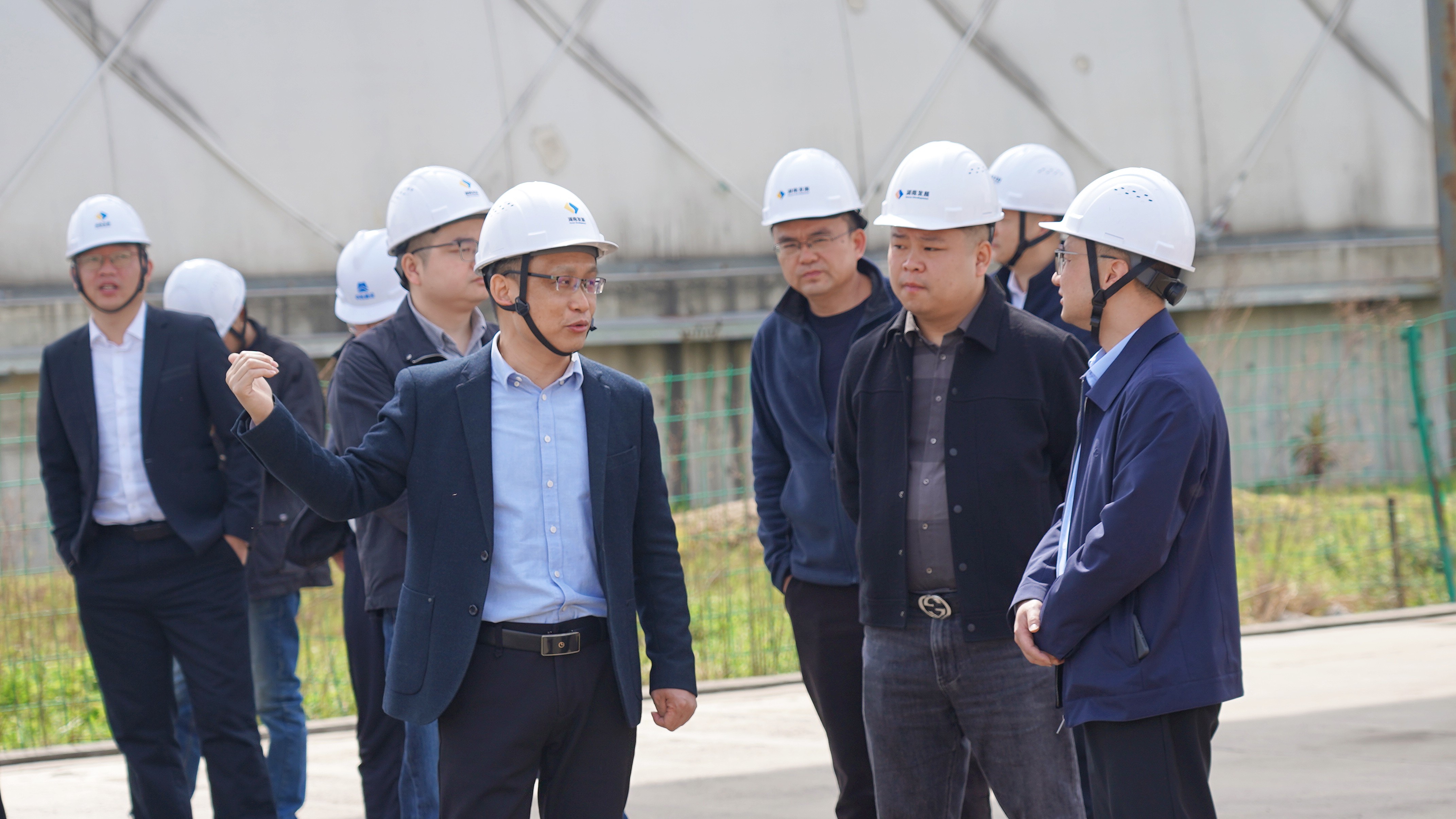沅江市副市长雷亮调研乐动·官方站官网-乐动(中国)机制砂和砂石集散中心项目