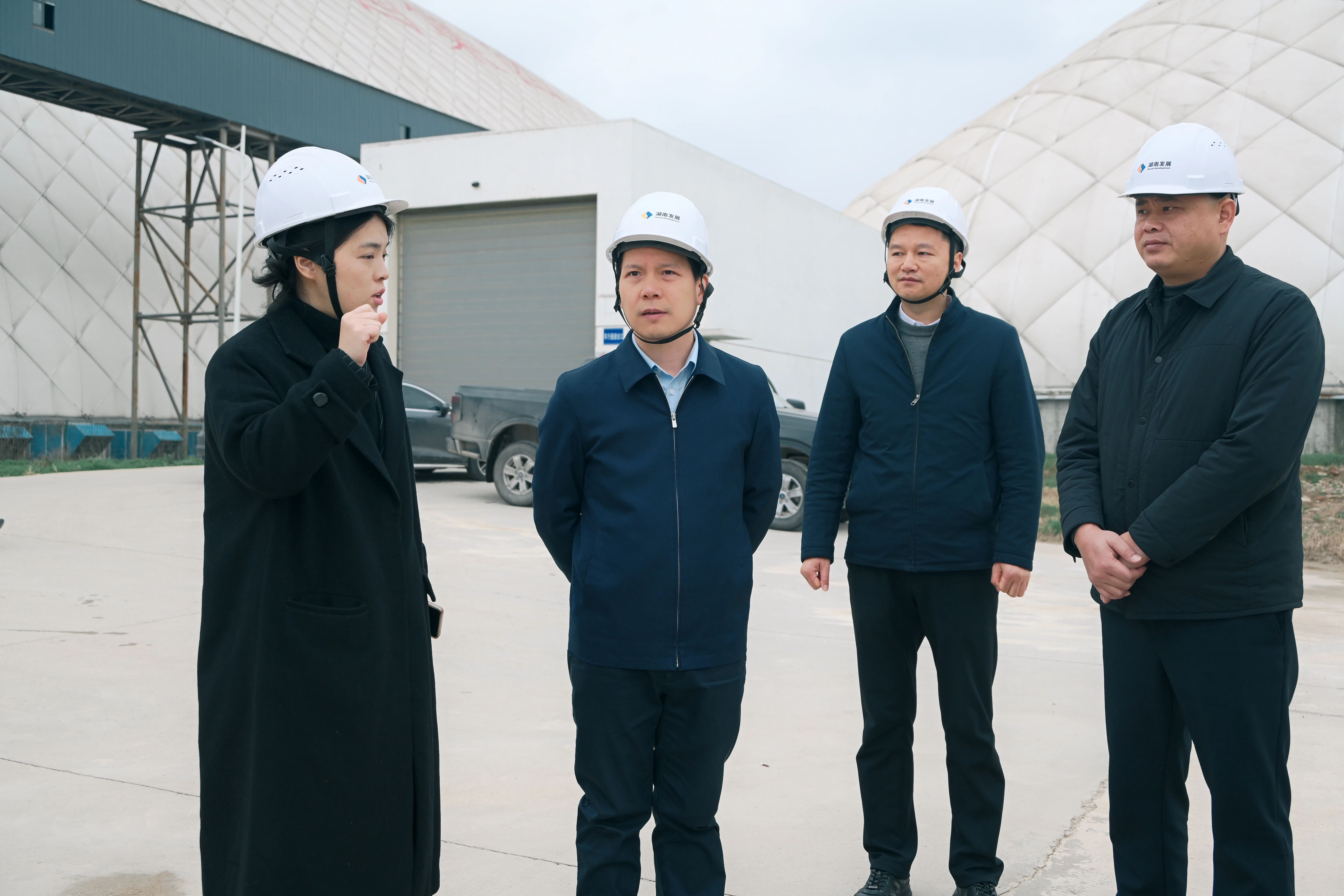 廖江华调研乐动·官方站官网-乐动(中国)机制砂和砂石集散中心项目